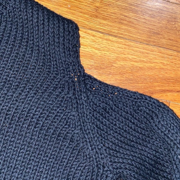 NWOT Marcella Moda Cold Shoulder Mock Neck Sweater - Picture 5 of 14